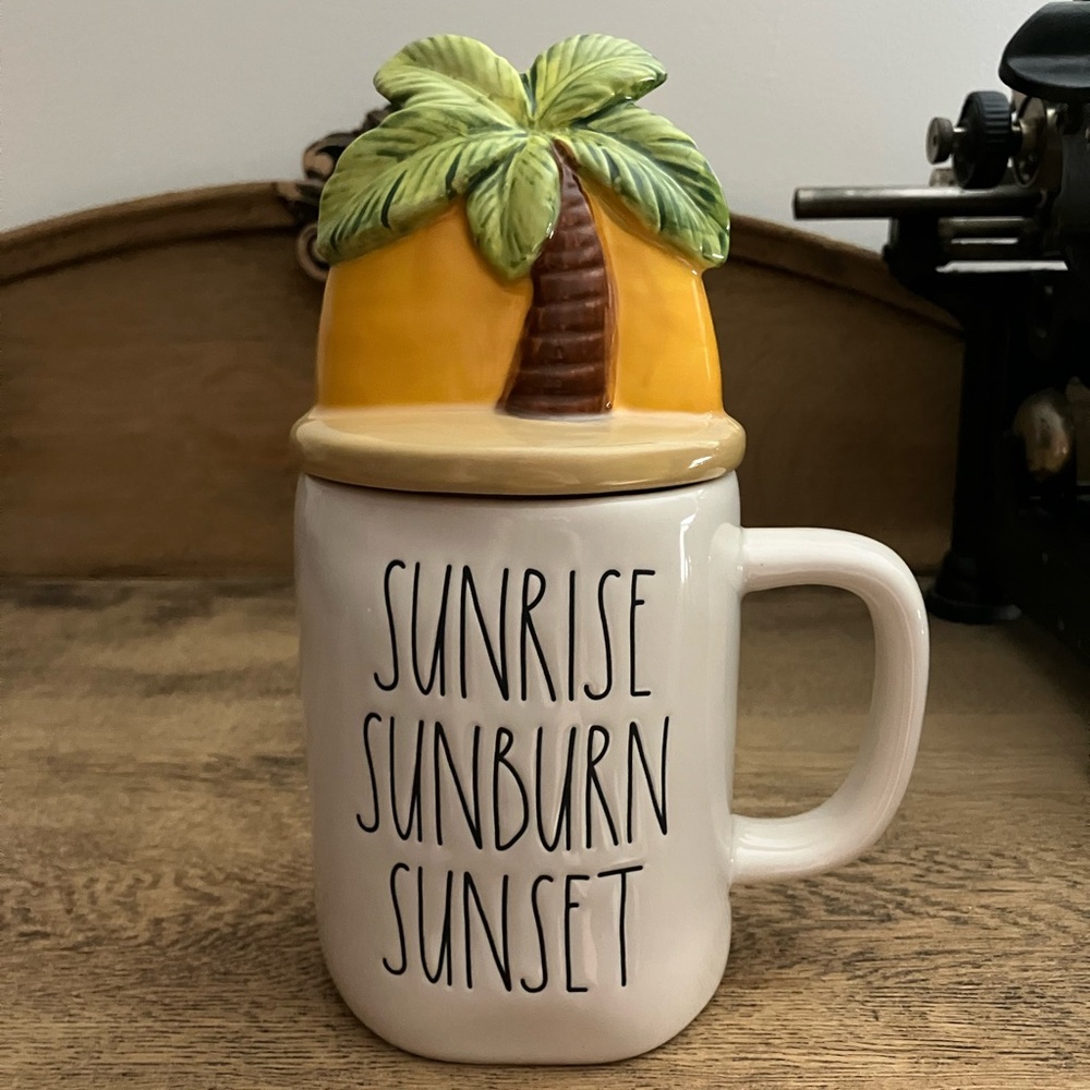 Rae Dunn Sunrise Sunburn
Sunset Topper Mug